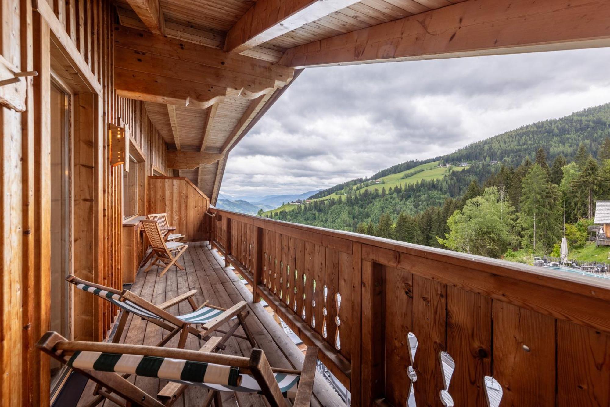 Familienzimmer mit Badewanne